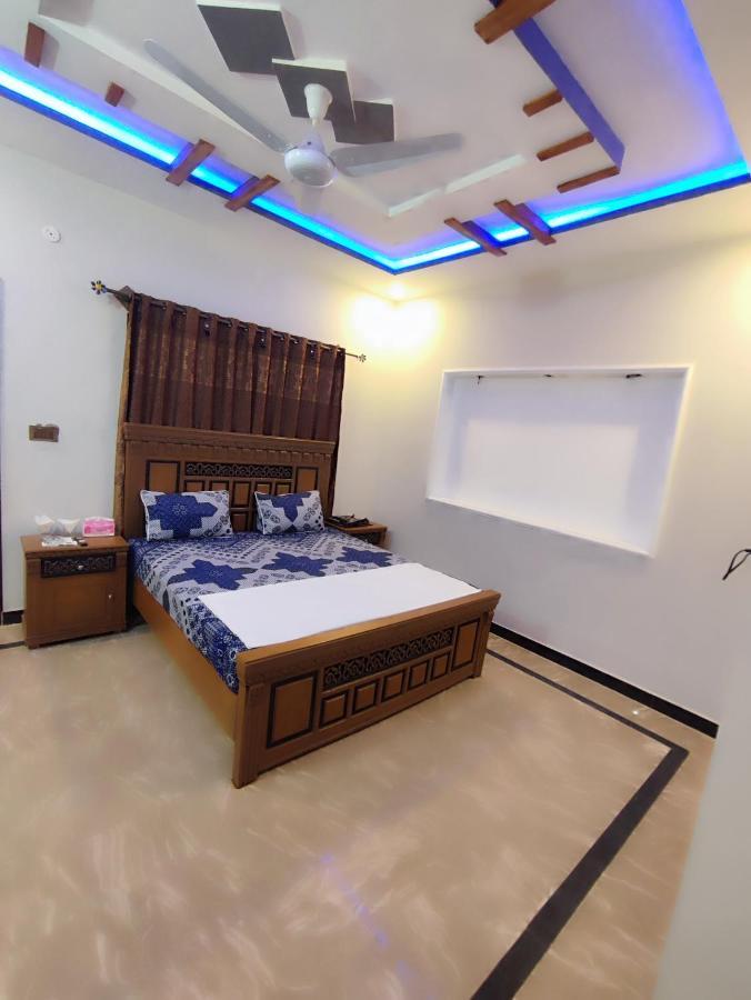 Lavish Inn Исламабад Экстерьер фото